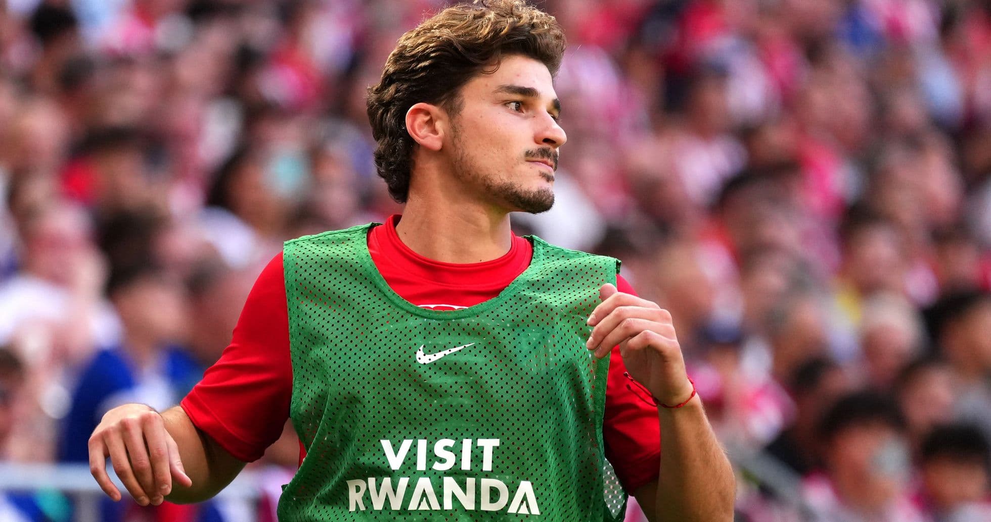 Alan Shearer Backs Arsenal to Sign Julian Alvarez and Strengthen Premier League Hold Alan Shearer Backs Arsenal to Sign Julian Alvarez and Strengthen Premier League Hold