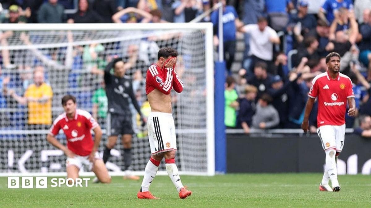 Michael Carrick Stays Hopeful Despite Manchester United's Draw at Everton Michael Carrick Stays Hopeful Despite Manchester United's Draw at Everton
