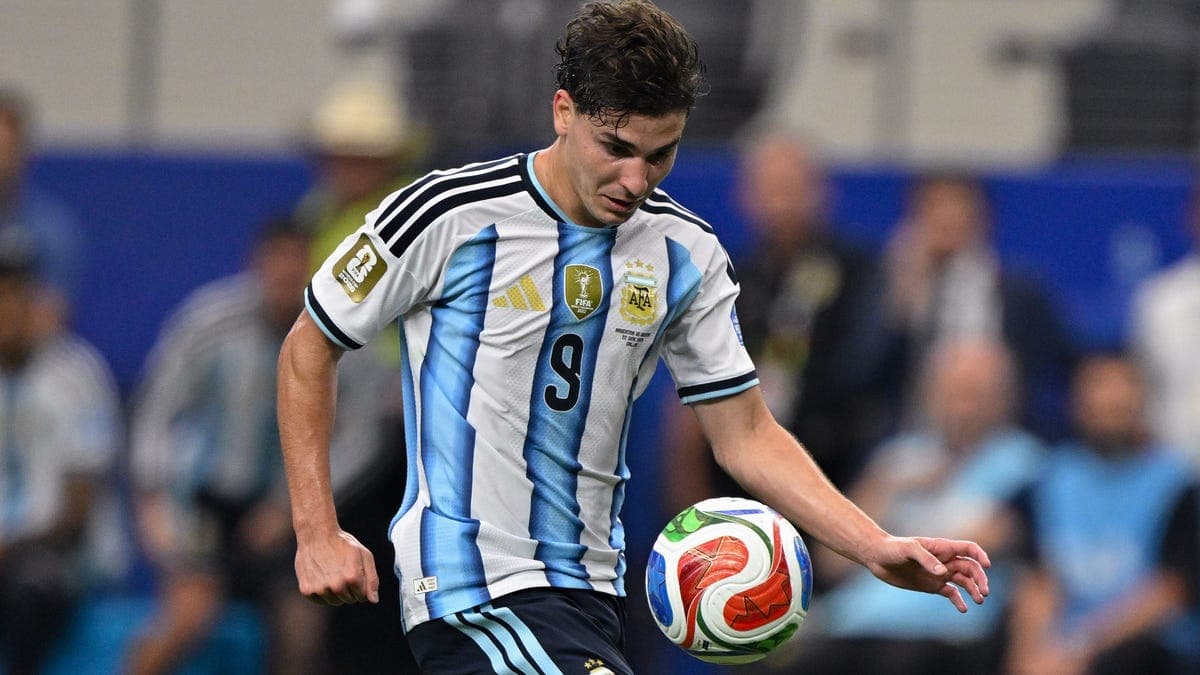 Hosts Argentina, Uruguay, Paraguay to Compete in 2030 World Cup Qualifiers Despite Automatic Entry Hosts Argentina, Uruguay, Paraguay to Compete in 2030 World Cup Qualifiers Despite Automatic Entry